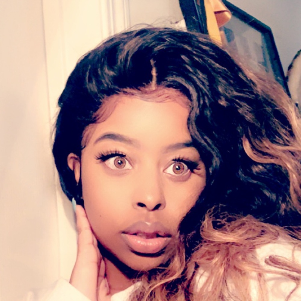 Meet your Posher, Ashley